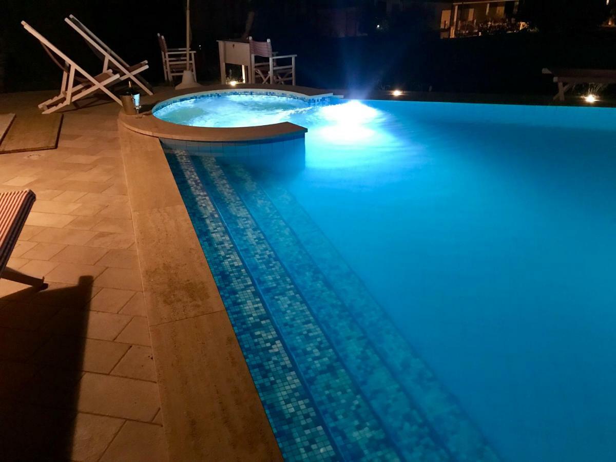 Villa Ester Camaiore Luaran gambar